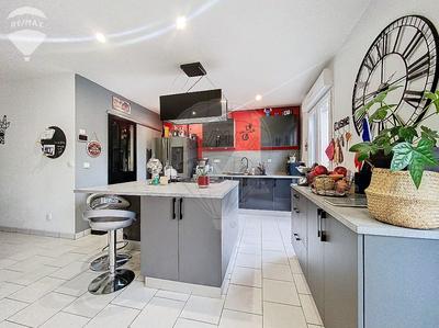 Maison - 113 m² - 6 pièces