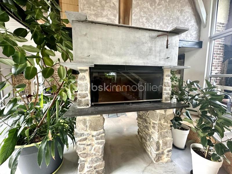 Maison - 340 m² - 8 pièces