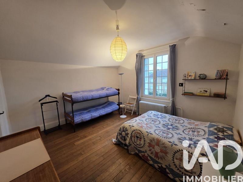 Maison - 162 m² - 6 pièces