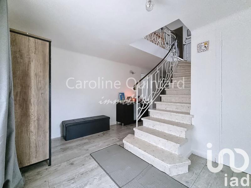 Maison - 270 m² - 10 pièces