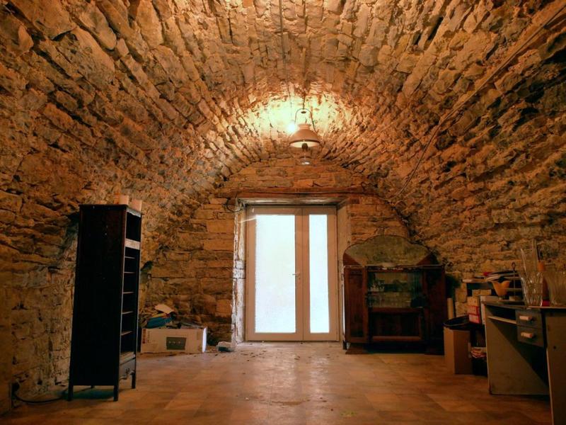 Corps de ferme - 350 m² - 15 pièces