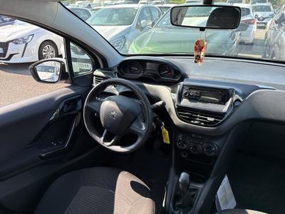 Peugeot 208 Affaire Blue Hdi (2  palces )premiè main