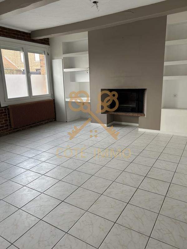 Maison - 250 m² - 8 pièces