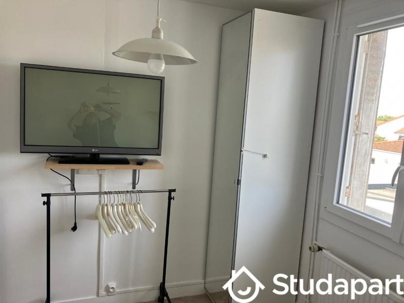 Chambre - 12 m² - 1 pièce