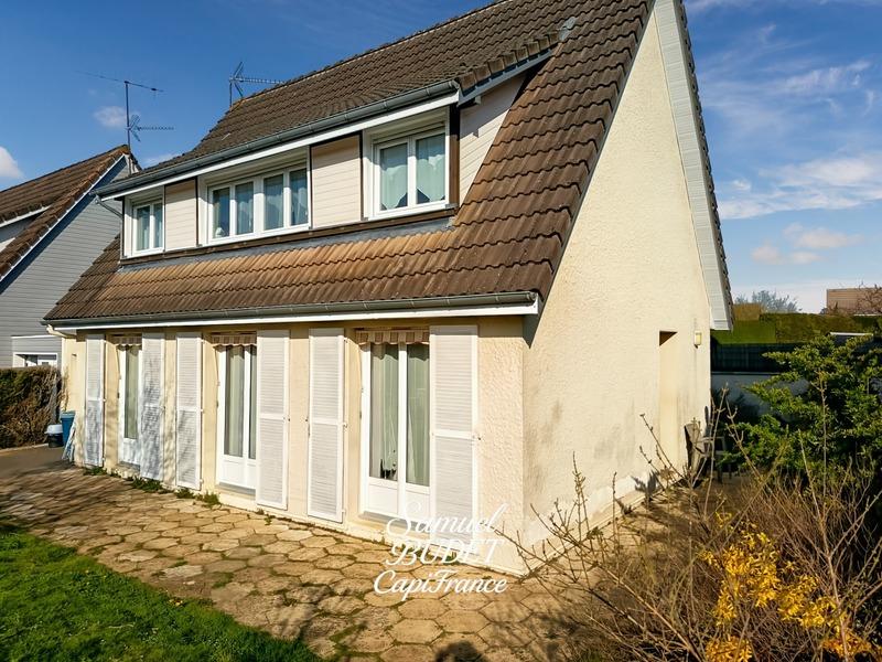 Maison - 93 m² - 4 pièces