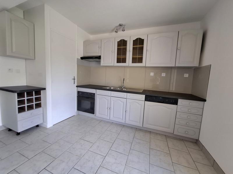 Maison - 93 m² - 5 pièces