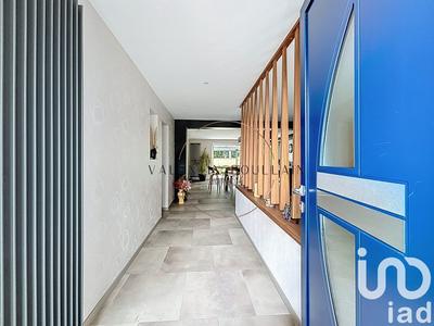 Maison - 181 m² - 7 pièces