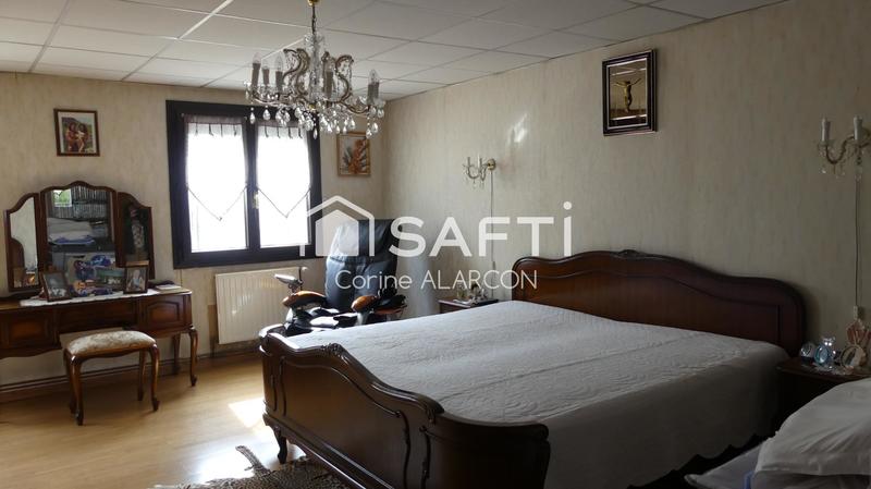 Maison - 206 m² - 9 pièces