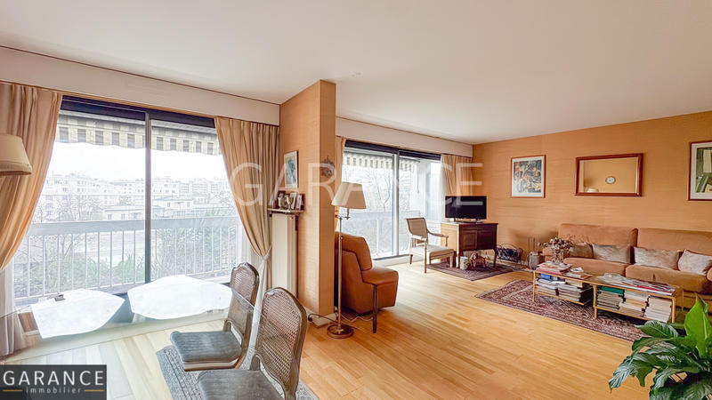 Appartement - 120 m² - 5 pièces