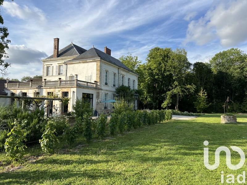 Château - 765 m² - 18 pièces