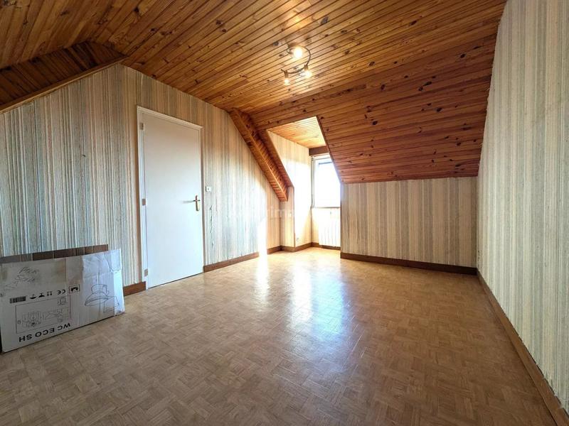 Maison - 106 m² - 6 pièces