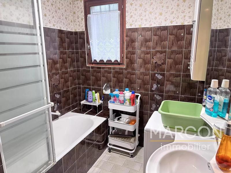 Maison - 129 m² - 7 pièces