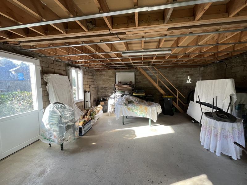 Maison - 201 m² - 8 pièces