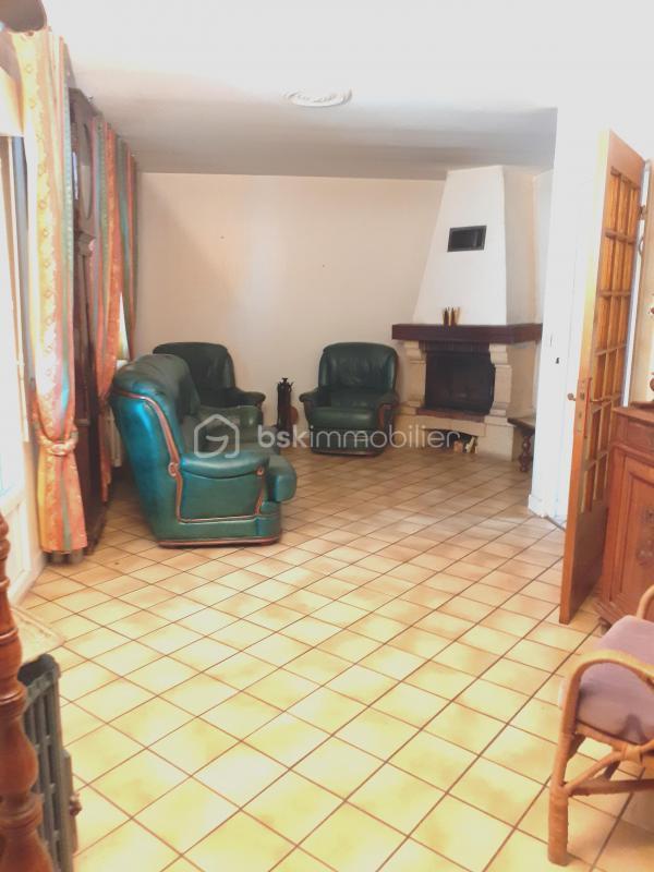 Maison - 104 m² - 4 pièces