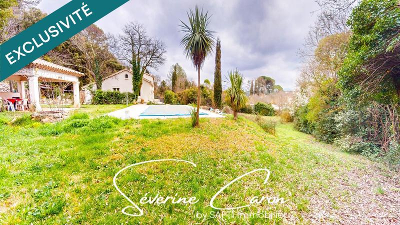 Maison - 185 m² - 9 pièces