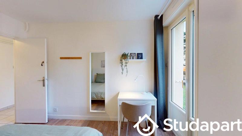 Chambre - 9 m² - 1 pièce