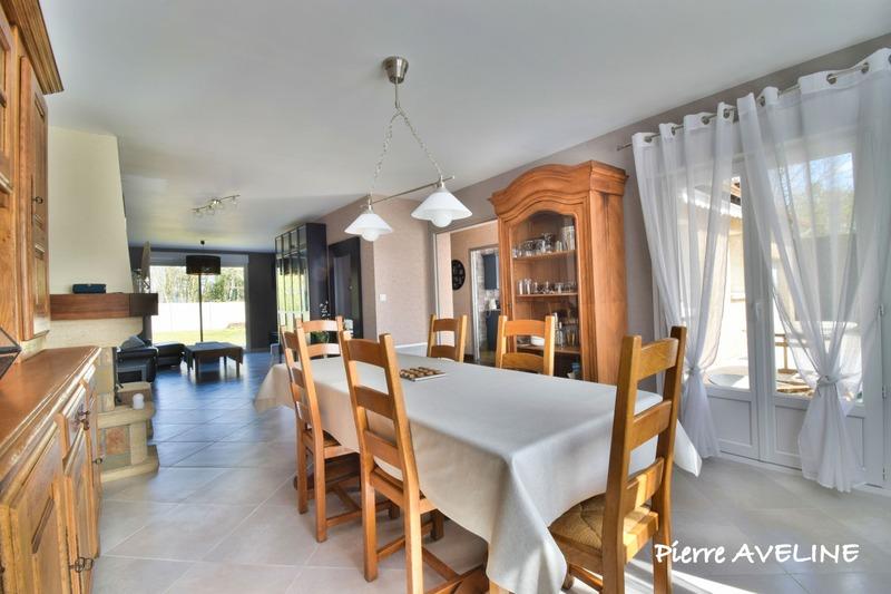Maison - 165 m² - 6 pièces