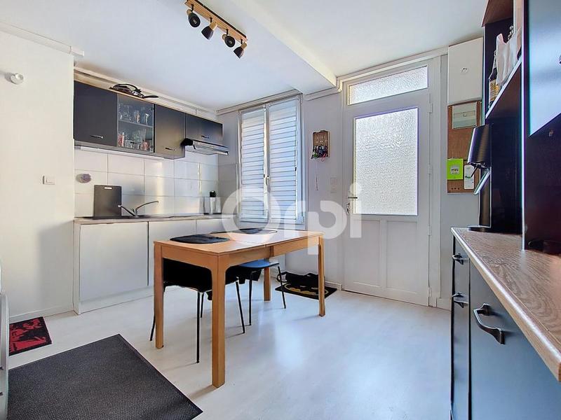 Maison - 60 m² - 3 pièces