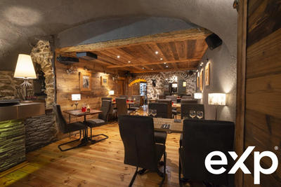 Fonds de commerce - 180 m²