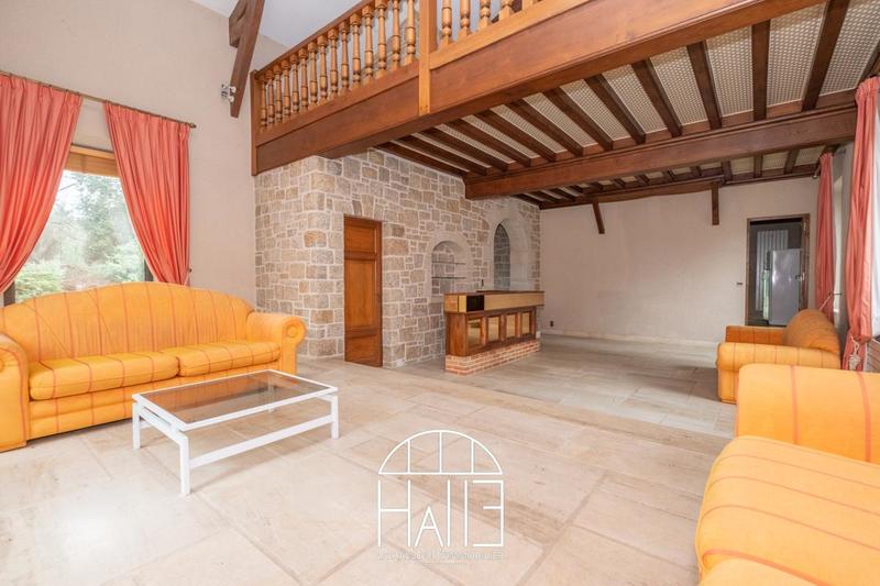 Mas - 445 m² - 10 pièces