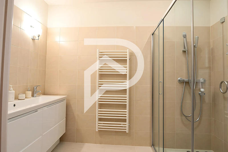 Maison - 172 m² - 4 pièces