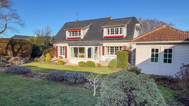 Maison d'architecte - 160 m² - 5 pièces