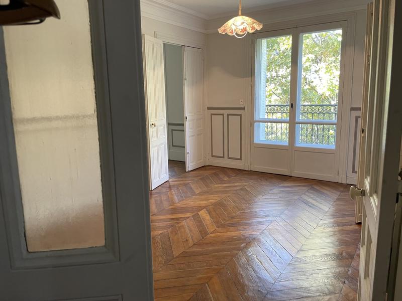 Bureau - 80 m² - 4 pièces