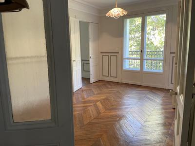 Bureau - 80 m² - 4 pièces