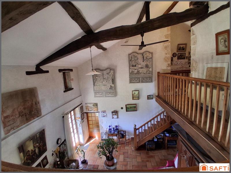 Maison - 205 m² - 6 pièces