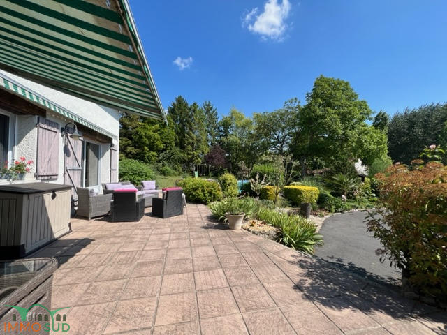 Propriété - 509 m² - 10 pièces