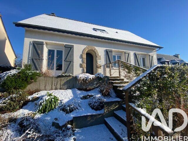 Maison - 173 m² - 8 pièces