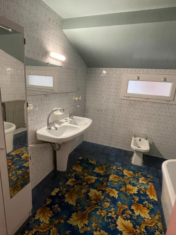 Maison - 200 m² - 7 pièces