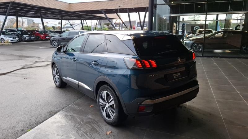 Peugeot 3008 II 1.6 Hybrid 180 E-Eat8 Allure Pack