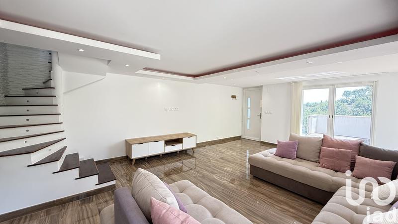 Maison - 160 m² - 5 pièces