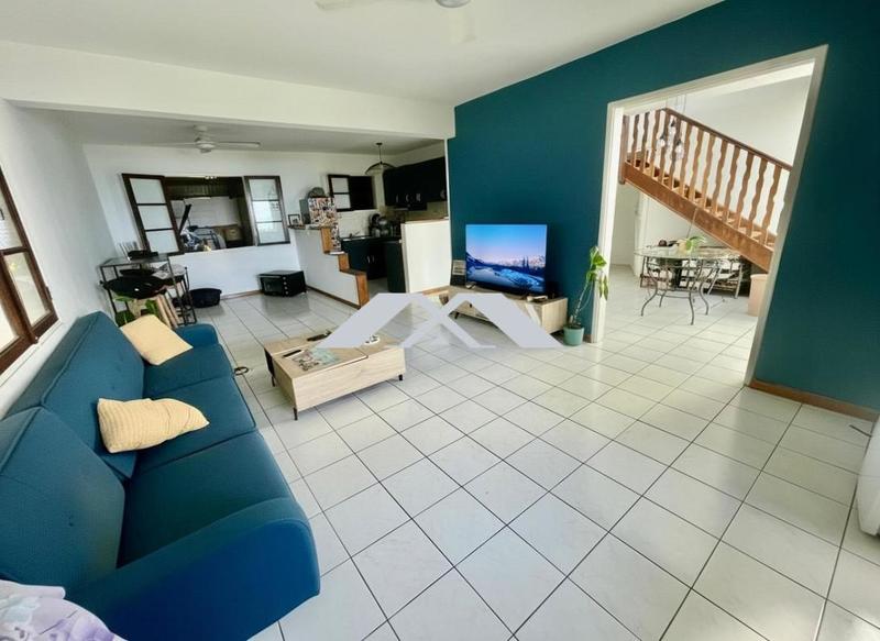 Maison - 106 m² - 4 pièces