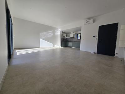 Appartement - 98 m² - 4 pièces