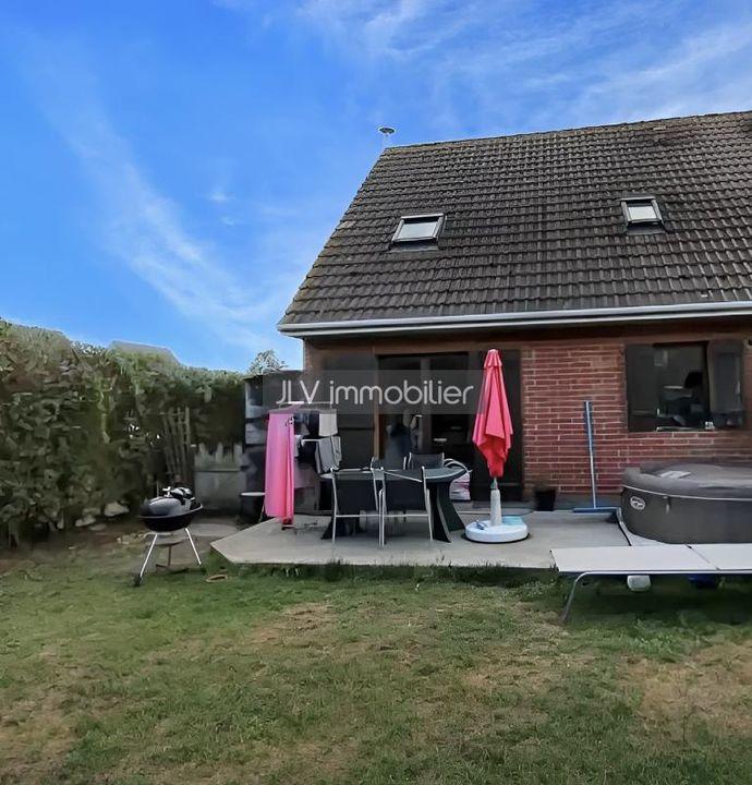 Maison - 85 m² - 5 pièces