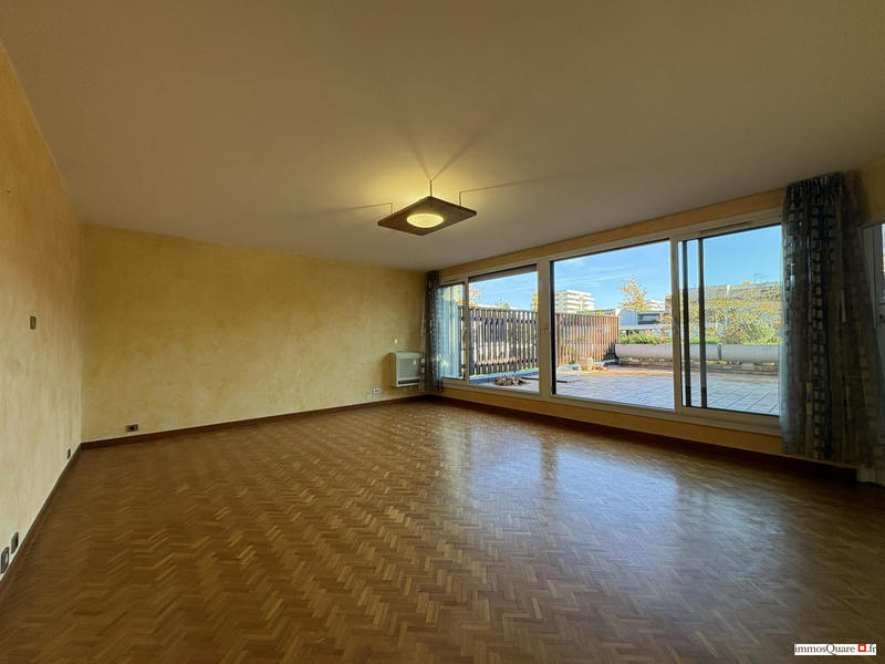 Appartement - 99 m² - 4 pièces