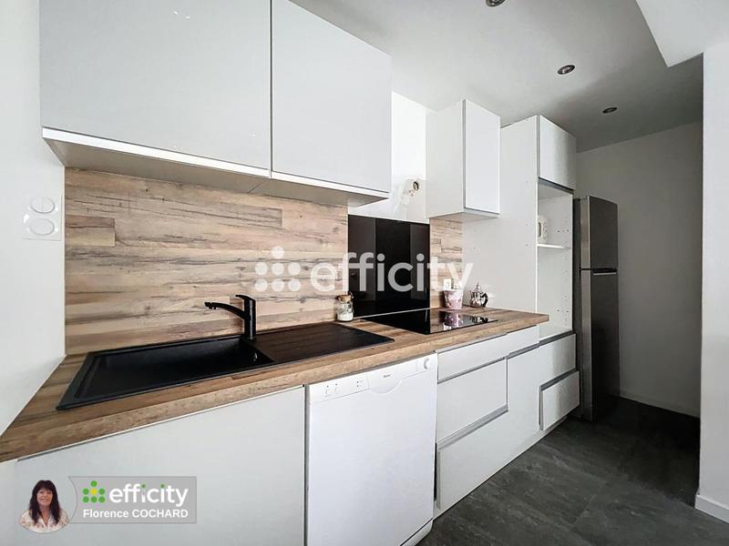 Appartement - 100 m² - 4 pièces