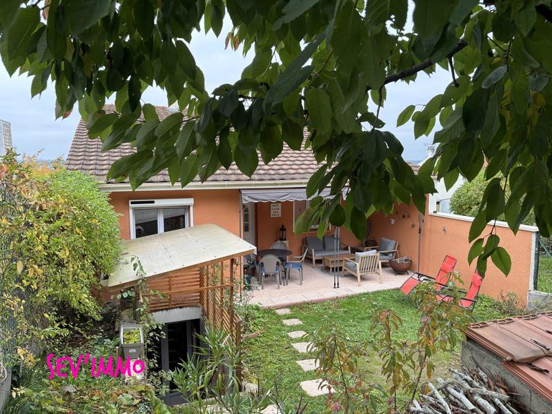 Maison - 128 m² - 5 pièces