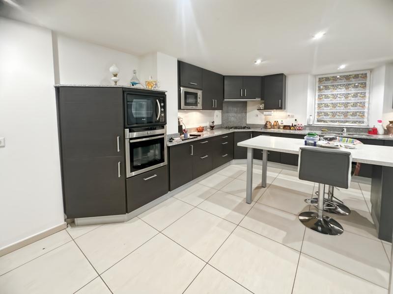 Maison - 146 m² - 6 pièces