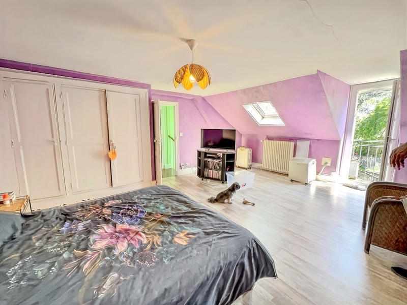 Maison - 289 m² - 8 pièces