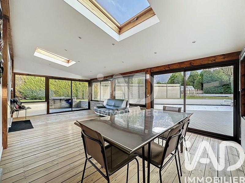 Maison - 153 m² - 7 pièces