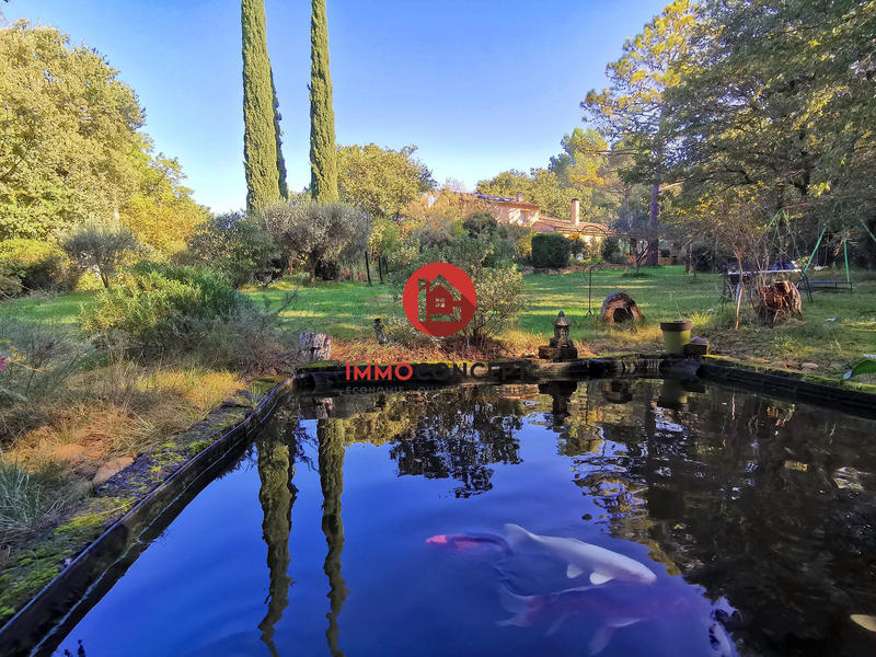 Mas - 268 m² - 9 pièces