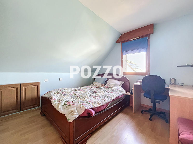 Maison - 195 m² - 7 pièces