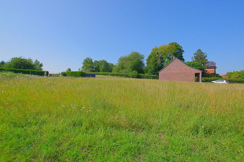 Terrain constructible - 1 224 m²