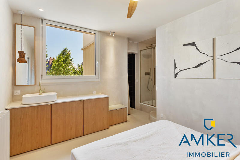 Appartement - 141 m² - 5 pièces