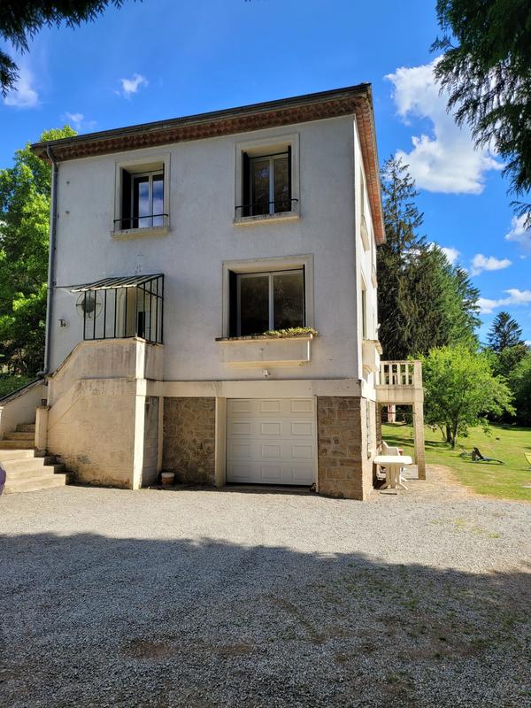 Maison - 97 m² - 5 pièces