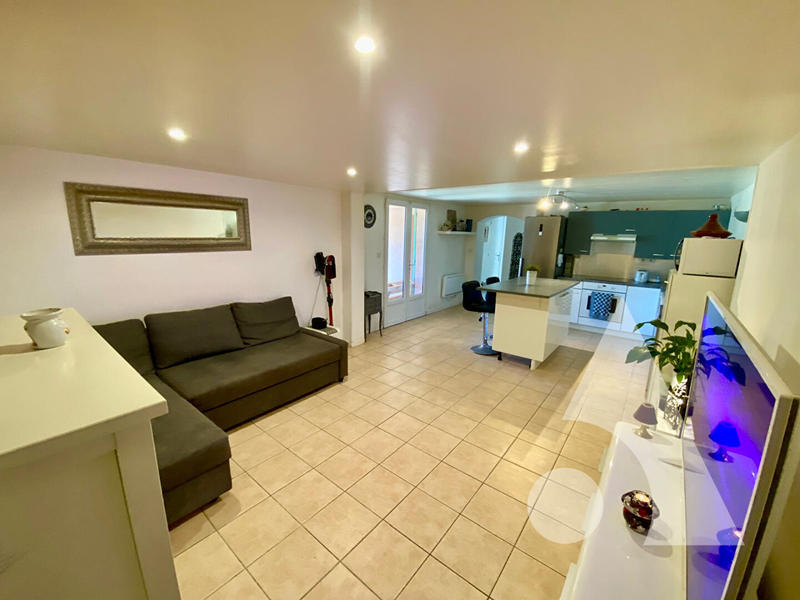 Maison - 214 m² - 7 pièces