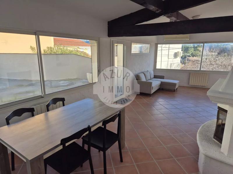 Appartement - 75 m² - 3 pièces